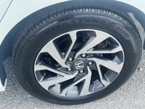 Used 2017 Honda Civic EX image 7
