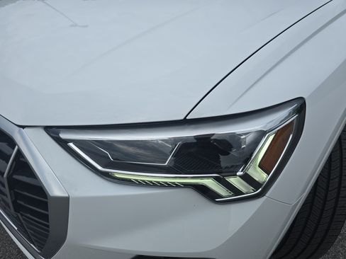Used 2025 Audi Q3 2.0T Premium AWD/4WD image 28