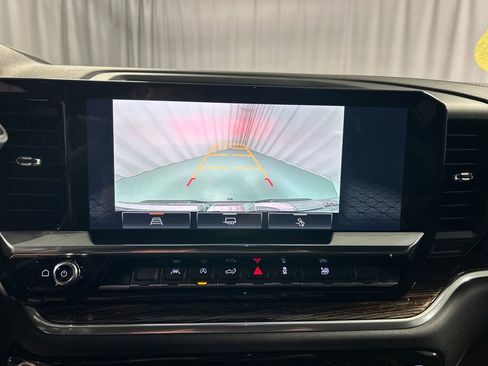 New 2026 GMC Sierra 1500 SLE w/ Preferred Package AWD/4WD image 16