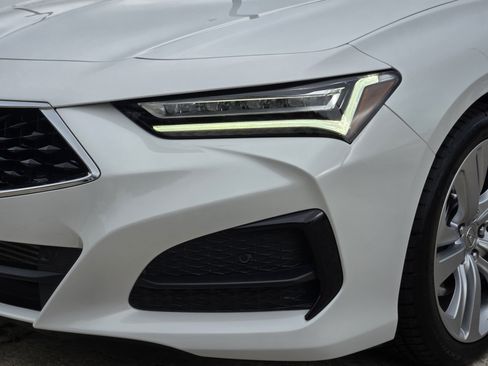 Certified 2023 Acura TLX w/ Technology Package FWD image 9