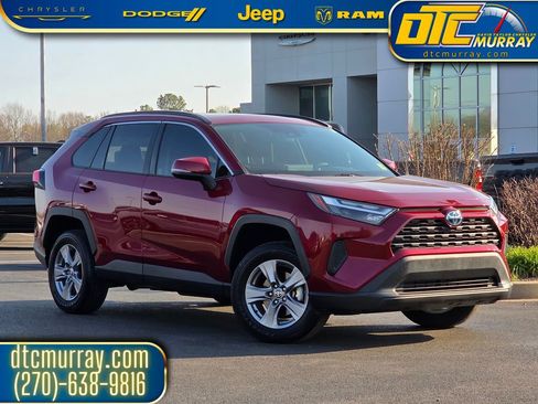 Used 2024 Toyota RAV4 XLE w/ Convenience Package image 1