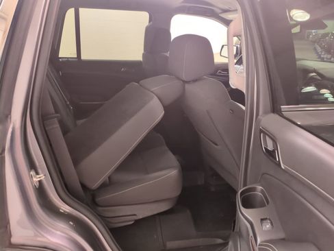 Used 2019 GMC Yukon SLE w/ Convenience Package image 12