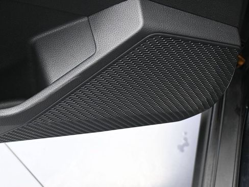 Used 2025 Honda Accord LX image 15