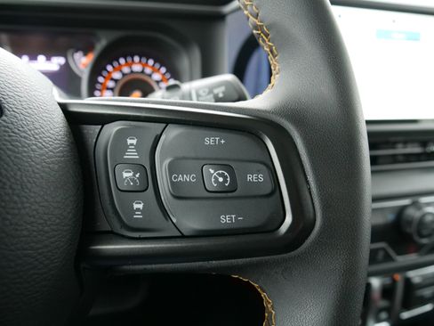 Used 2024 Jeep Wrangler Sport S image 20