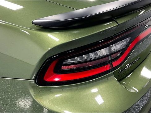Used 2022 Dodge Charger Scat Pack w/ Harman/Kardon Audio Group RWD image 22