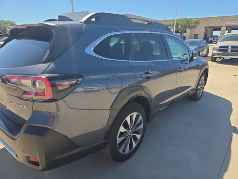 Used 2024 Subaru Outback Limited AWD/4WD image 7