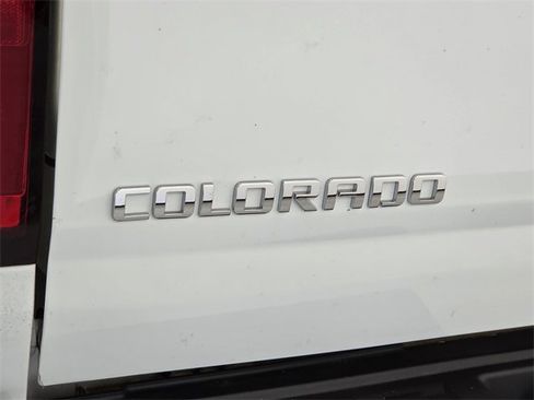 Used 2015 Chevrolet Colorado W/T w/ WT Convenience Package image 7