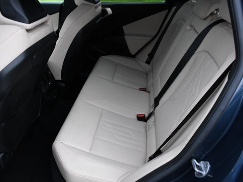 Certified 2025 BMW X3 xDrive30i w/ Convenience Package image 10