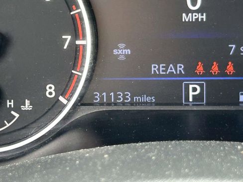 Used 2025 Nissan Altima 2.5 SV FWD image 24