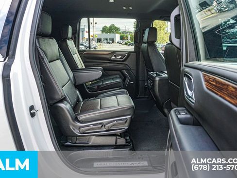 Used 2022 Chevrolet Suburban High Country image 24