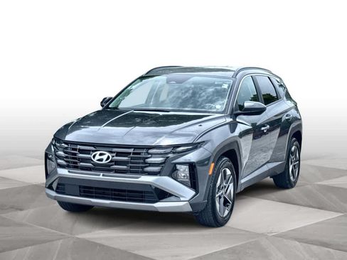 Used 2025 Hyundai Tucson SEL FWD image 4