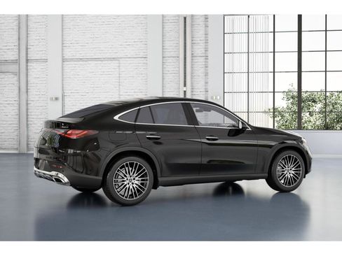 New 2026 Mercedes-Benz GLC 300 4MATIC image 2
