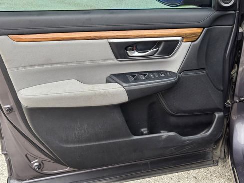 Used 2017 Honda CR-V EX image 10