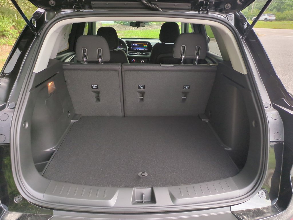 New 2026 Chevrolet TrailBlazer LS w/ LS Convenience Package FWD image 32