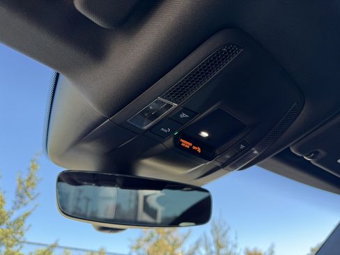 Certified 2021 Porsche Taycan 4S image 17