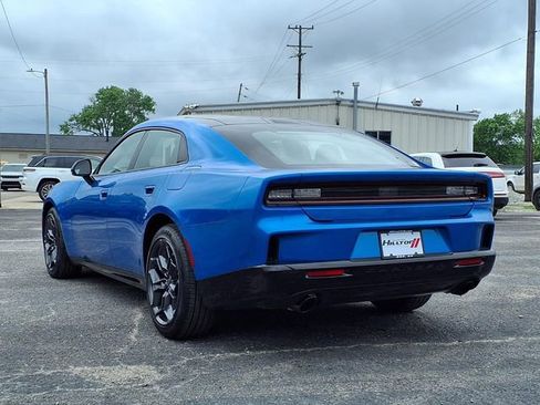 New 2026 Dodge Charger R/T AWD/4WD image 3