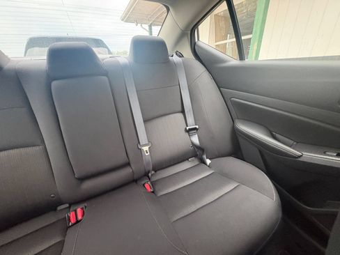 Used 2025 Nissan Altima 2.5 SV FWD image 36