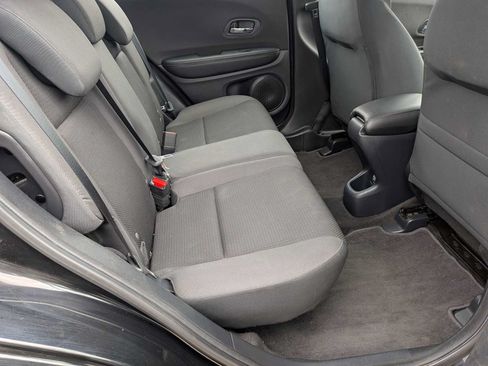 Used 2020 Honda HR-V LX image 18