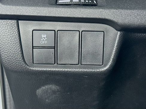 Used 2025 Honda CR-V LX image 11
