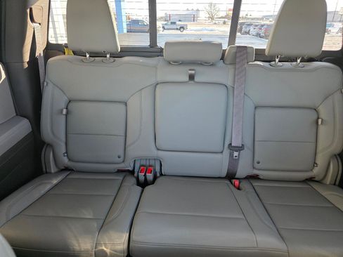 Used 2023 GMC Sierra 1500 SLT w/ SLT Premium Plus Package image 24