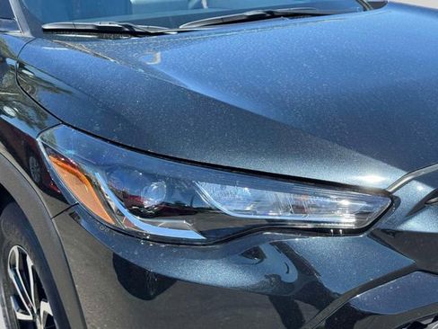 Used 2025 Toyota Corolla Cross AWD Hybrid image 12