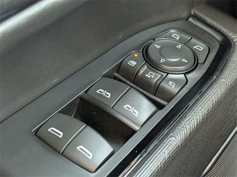 Used 2024 GMC Sierra 2500 AT4X w/ AT4X AEV Edition image 24