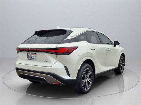 Used 2024 Lexus RX 350 Premium image 8