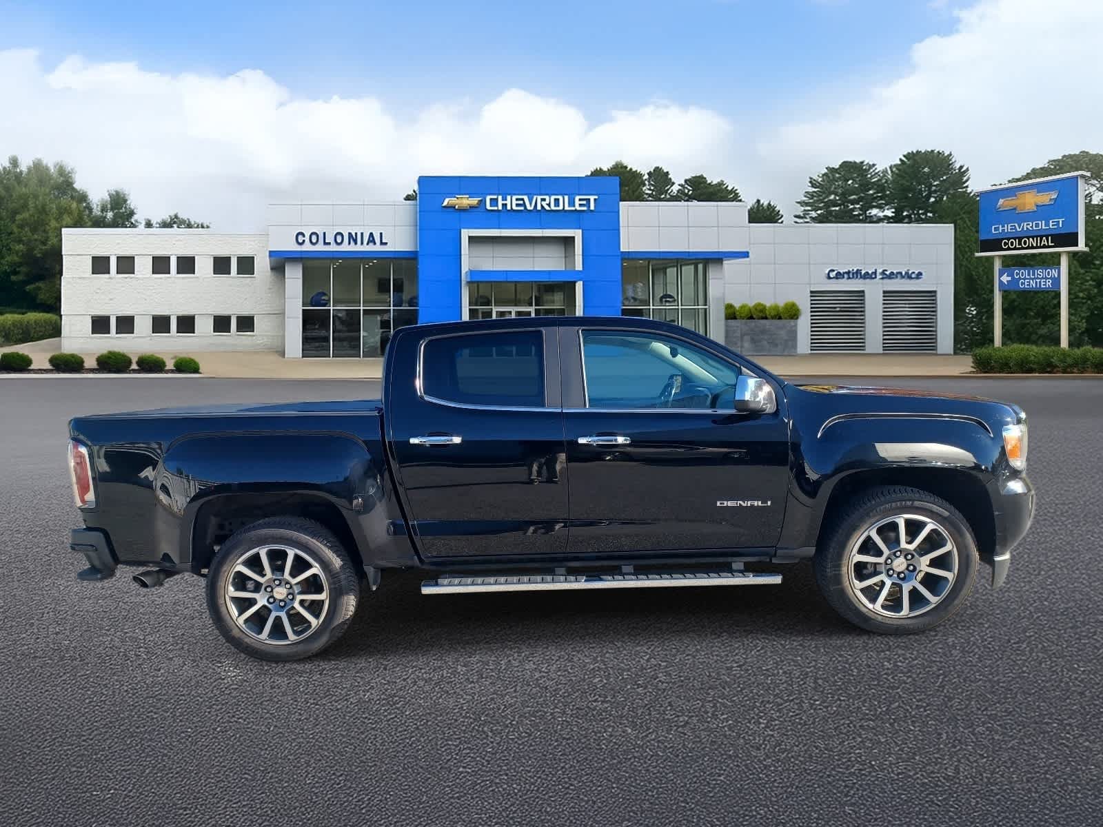 Used 2020 GMC Canyon Denali AWD/4WD image 3