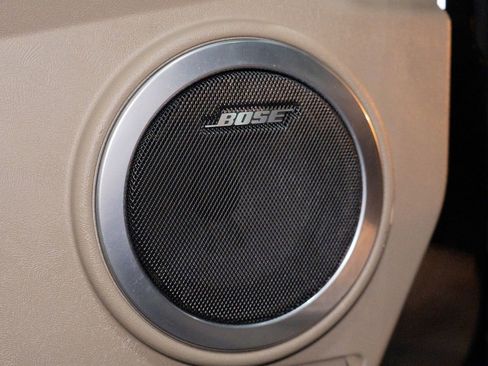 Used 2003 HUMMER H2 w/ Preferred Equipment Group image 21