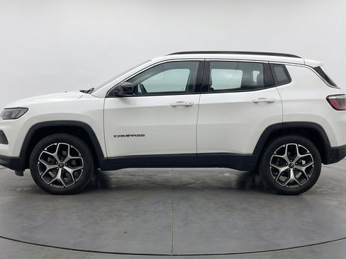 Used 2025 Jeep Compass Limited AWD/4WD image 5