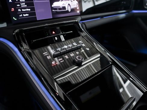 New 2026 Porsche Panamera image 15