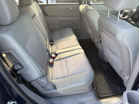 Used 2015 Honda Pilot EX image 10