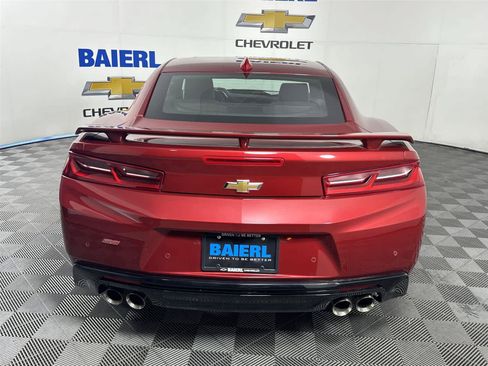 Used 2018 Chevrolet Camaro SS RWD image 4