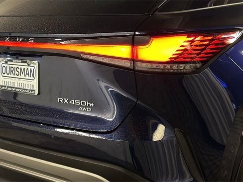 Used 2025 Lexus RX 450h AWD w/ Luxury Package image 8