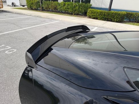 Used 2019 Chevrolet Corvette Grand Sport w/ Carbon Flash Badge Package image 37