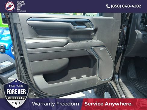 Used 2023 GMC Sierra 1500 Elevation w/ Preferred Package AWD/4WD image 17