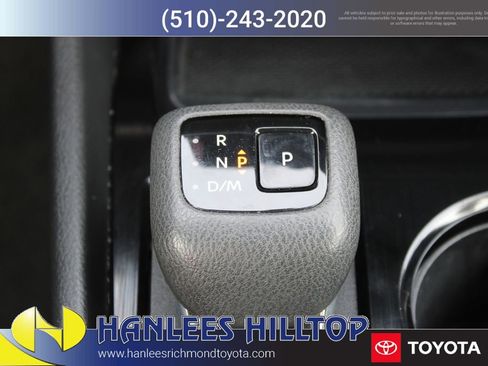 Used 2023 Nissan Rogue S image 22