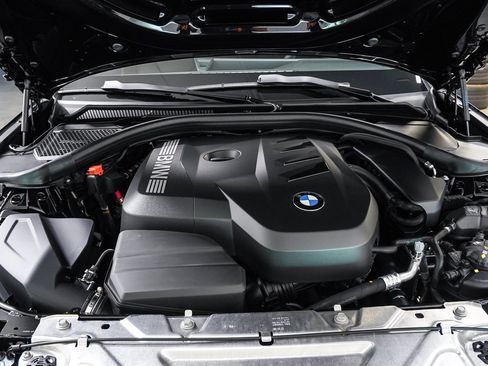 Used 2025 BMW 330i Sedan w/ Convenience Package RWD image 30