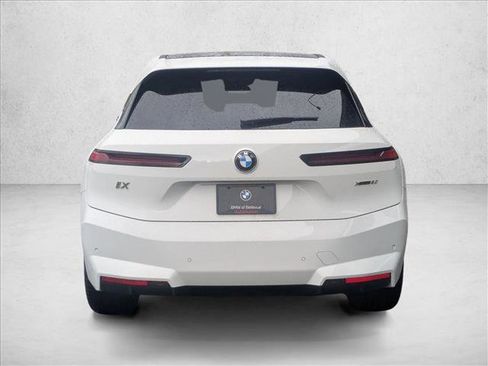 New 2026 BMW iX xDrive60 image 7