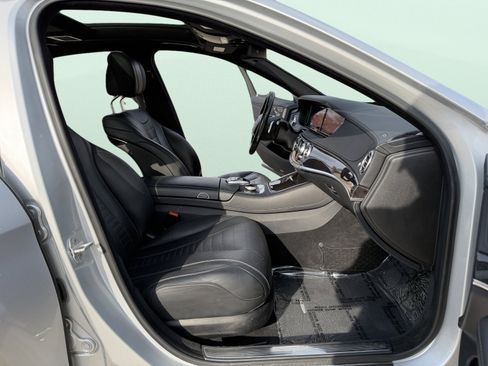 Used 2015 Mercedes-Benz S 550 Sedan w/ Premium 1 Package image 51
