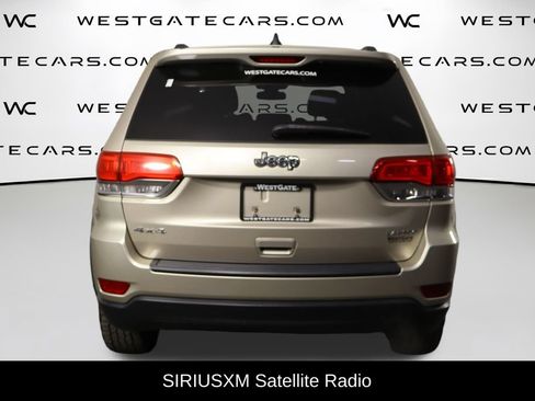 Used 2014 Jeep Grand Cherokee Laredo w/ Quick Order Package 23E AWD/4WD image 4