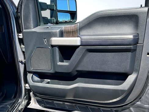 Used 2021 Ford F350 Lariat w/ Tremor Off-Road Package AWD/4WD image 29