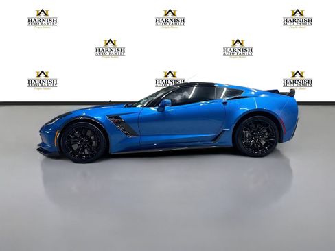 Used 2016 Chevrolet Corvette Z06 w/ 3LZ Preferred Equipment Group RWD image 10