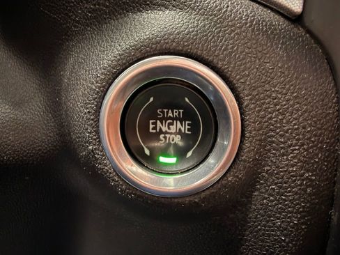 Used 2020 GMC Sierra 1500 SLT w/ SLT Premium Package image 39