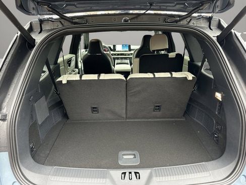 New 2026 Lincoln Aviator Black Label w/ Jet Appearance Package AWD/4WD image 7
