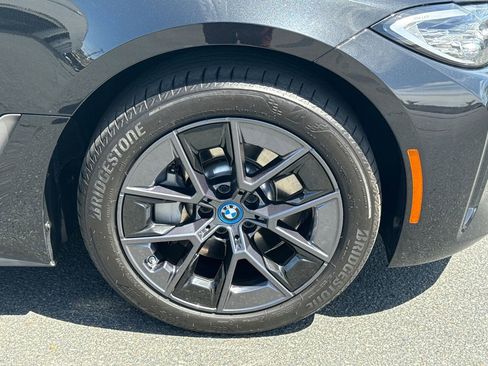Used 2023 BMW i4 eDrive35 RWD image 7