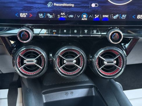 Used 2024 Chevrolet Blazer EV RS AWD/4WD image 16