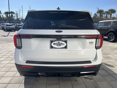 New 2026 Ford Explorer ST-Line w/ Premium Package RWD image 5