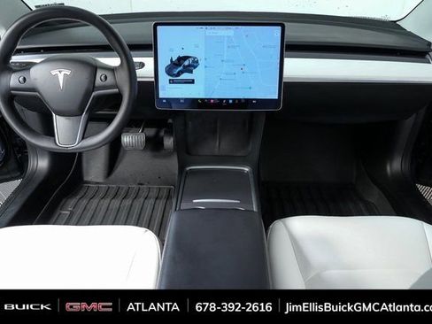 Used 2021 Tesla Model 3 Standard Range Plus image 16