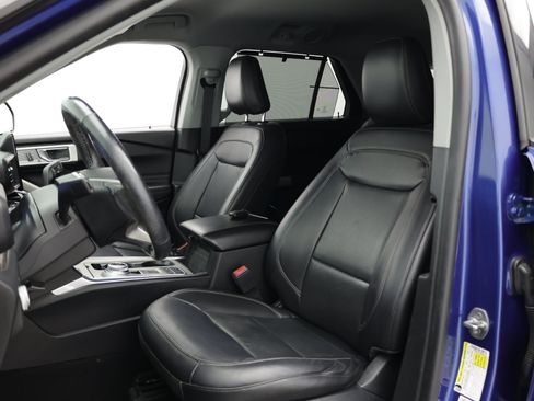 Used 2021 Ford Explorer Limited RWD image 19